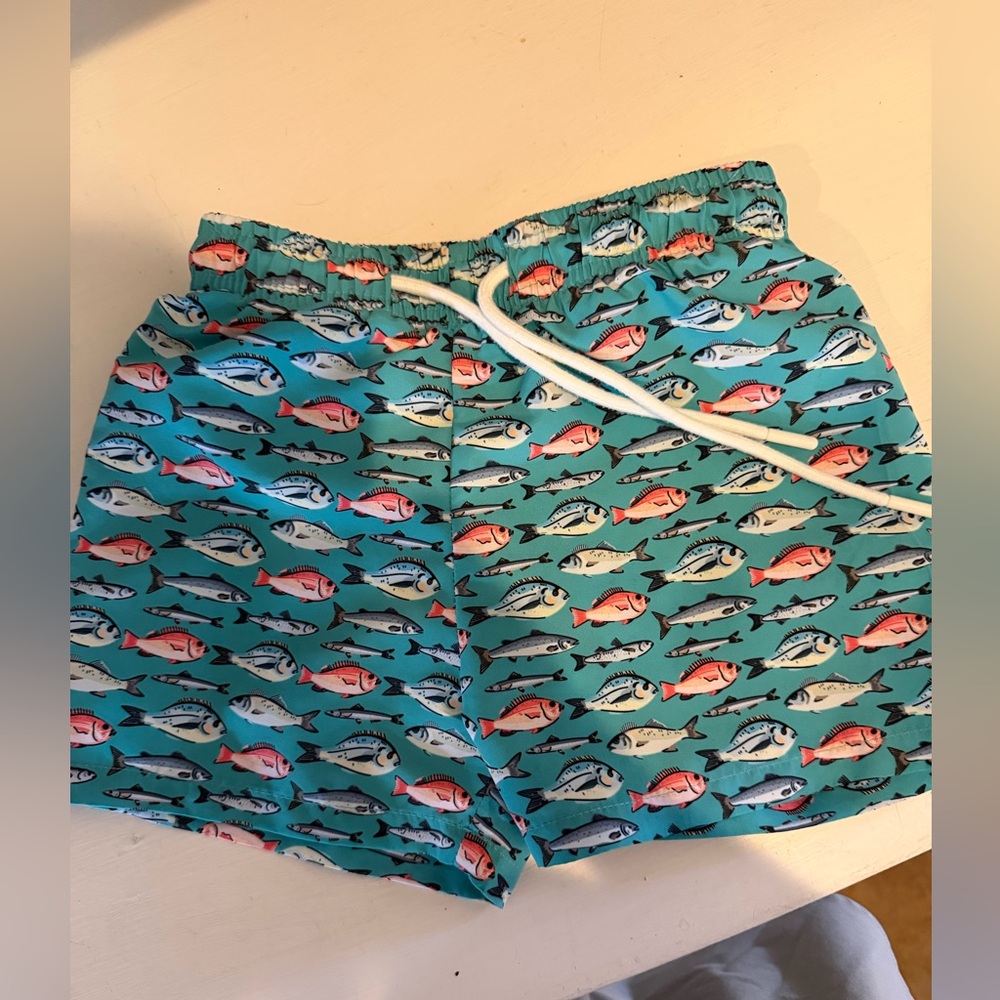 Saltwater Boys Company, Turquoise Fish Print Swim Shorts. 5T.